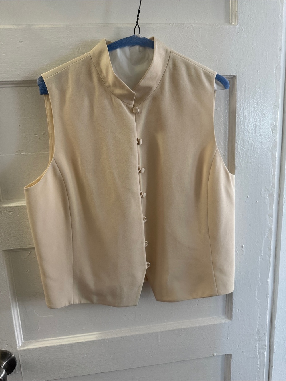 Vintage Jaqueline Ferrar Sleeveless Mandarin Collar Vest - Cream
